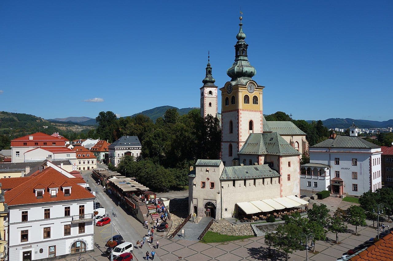 Tímové zážitky v Banskej Bystrici – Objavte krásy stredného Slovenska