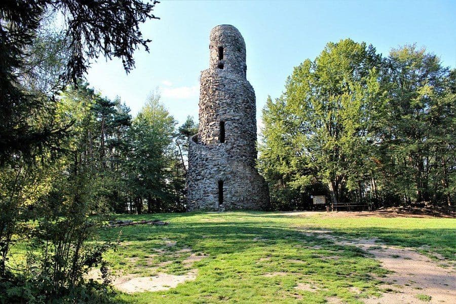 Objavte Slavkovský les – Teambuilding plný prírody, histórie a dobrodružstva